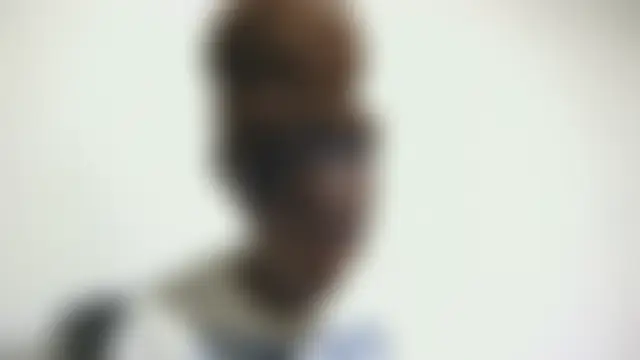 sluttylaura21のライブXXXチャット