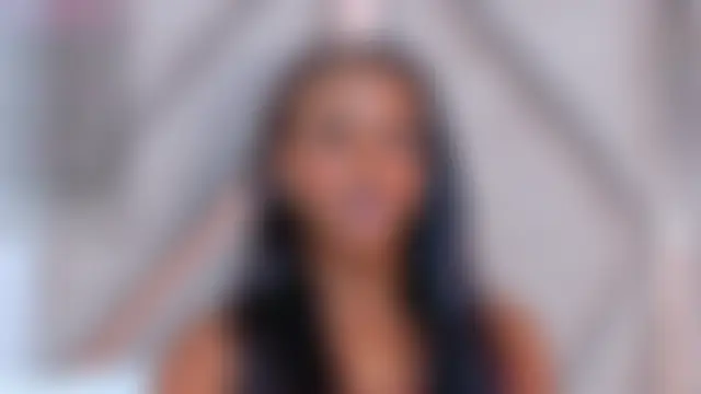 Sally-Noa: онлайн-секс-чат