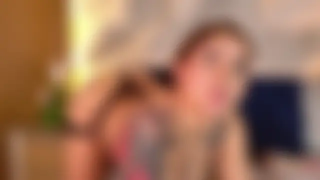 bella_mush's Live Webcam Chat