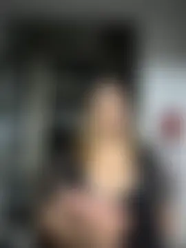 Antonella_Julieta Live chatroom