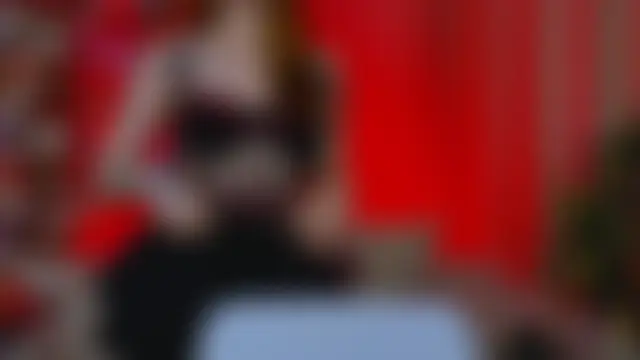 WICKEDEMBER – Live XXX-chat