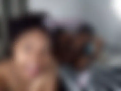 Chat soba uživo modela Mia-Victory