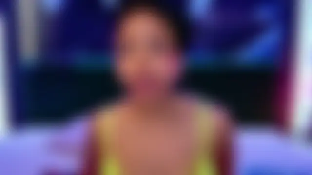 عرض كام ElyaQuinn