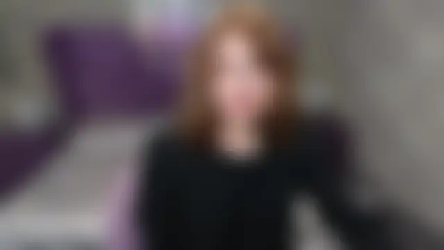 Anna_Kenan: διαδικτυακό σόου στην κάμερα