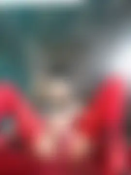 Živá kamerová sex show crislingery_dolli