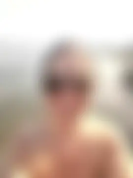 Maya_Brooke élő chatszobája