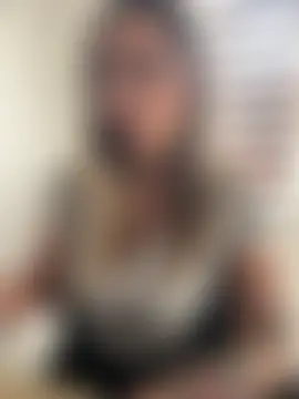 Isabella_varella- লাইভ চ্যাট রুম