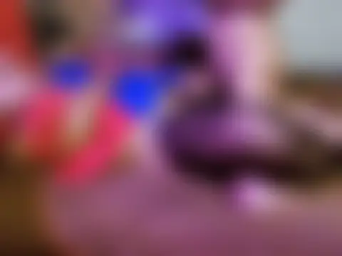 Roxanne_Smith23のウェブカメラショー