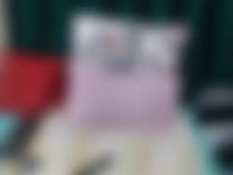 CaramelMelons78: διαδικτυακό σόου στην κάμερα