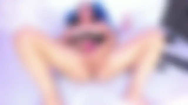 Pokazy przed kamerką – thamaraa_