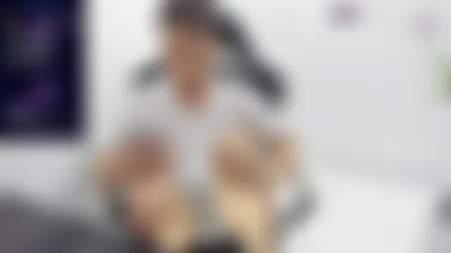 Naughty___asian 网络视讯表演