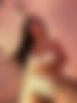 anniesweet02 Adlı Modelin Canlı XXX Sohbeti