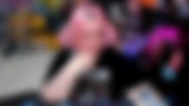 Chat +18 de Softie_Sofy ao vivo