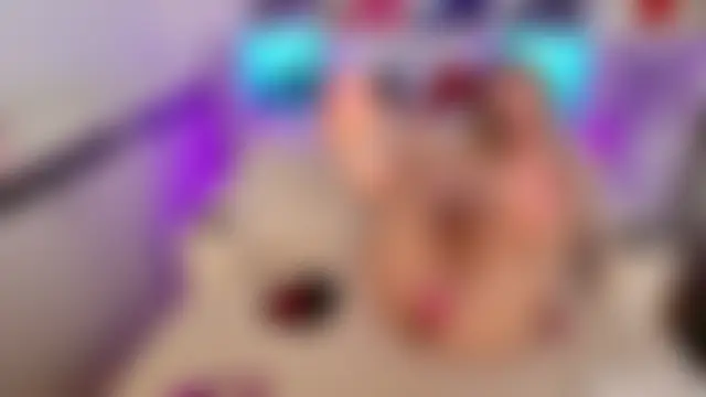 Anna-Bel 即時 XXX 聊天