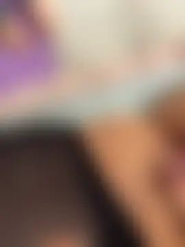 qwe522522's Webcam Show