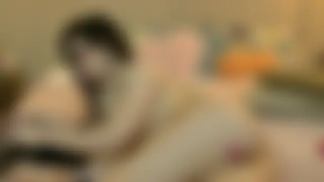 EllieWest Webcam show