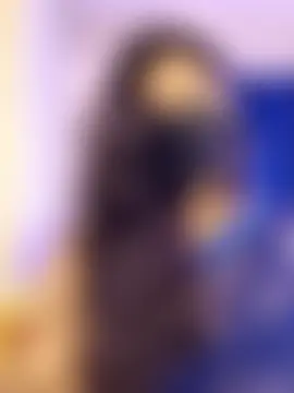 noty_girl2 Show in webcam