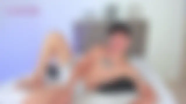 Seks show uživo modela Soft_Temptationxx na kameri