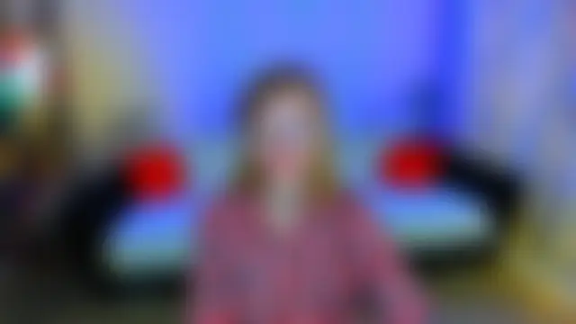 Pokazy przed kamerką – YourUniverser