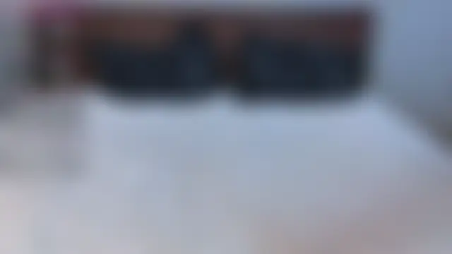 HassieDiscipio's Webcam Show