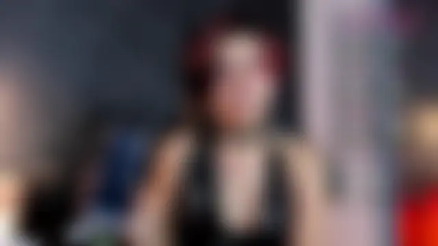 YuuMiko Adlı Modelin Canlı XXX Sohbeti