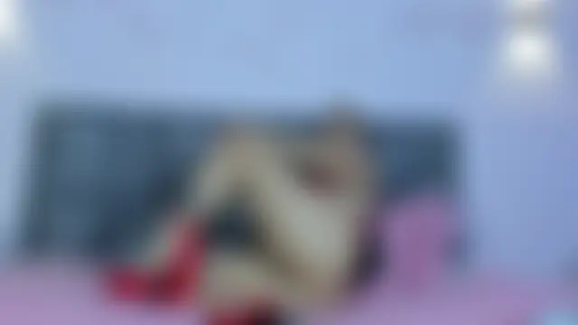 RosyRoos Adlı Modelin Canlı XXX Sohbeti