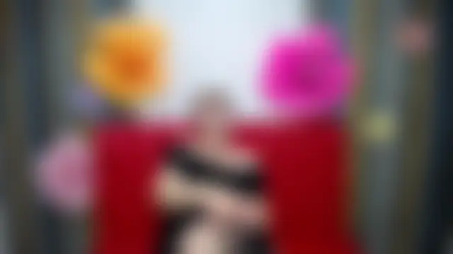 EmiliaGree Live XXX-Chat