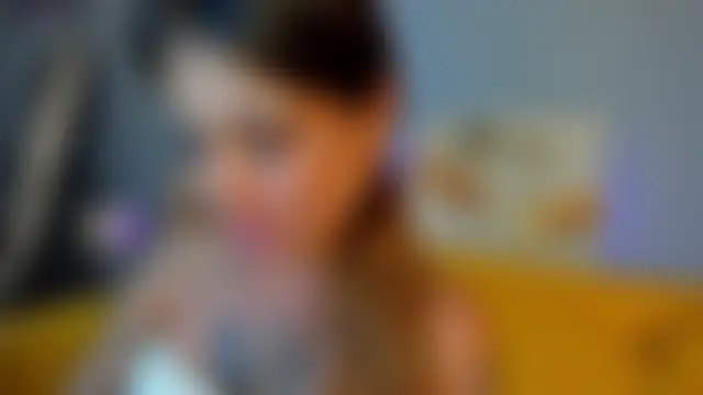 Patricia_Cox Show in webcam