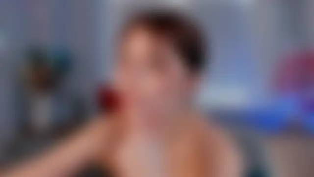 Pertunjukan Kamera Web OssieCrews