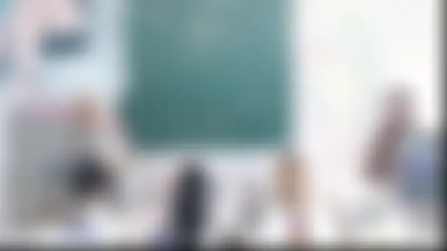 _Math_: διαδικτυακό σόου στην κάμερα