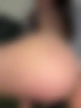 CHERRYY_BOMB_'s Live Chat Room