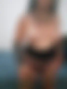 agnesvela's Live XXX Chat