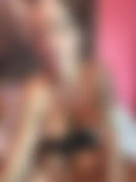 mommyselenafit_ Show in webcam