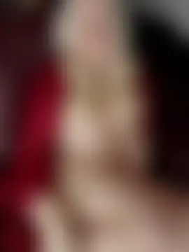 Bella_Squirts' Webcam Show