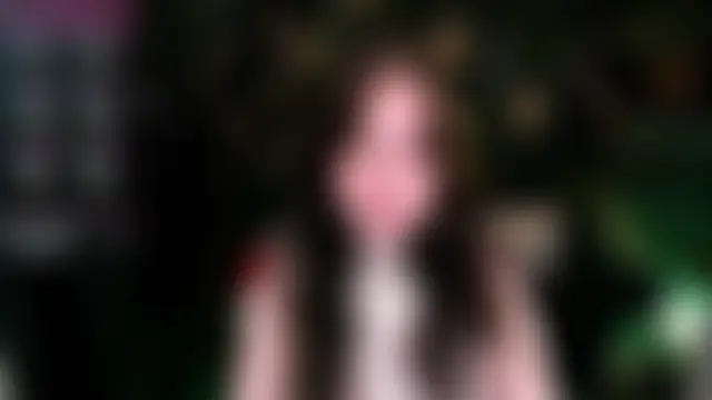 Elisabeth_Binder – Naživo XXX chat