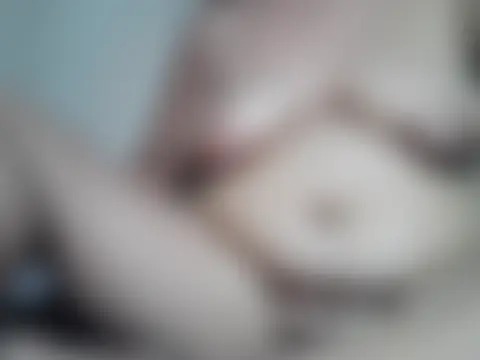 CarelineJoy élő XXX-chatje