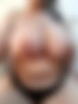 Naughty_Arabic: διαδικτυακό σόου στην κάμερα