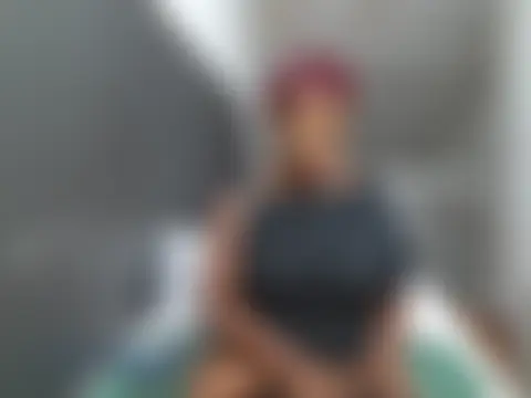 BustieMandy live XXX chat