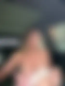 Alirawrz's Live Webcam Chat