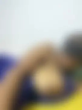 Lisa-40: διαδικτυακό σόου στην κάμερα