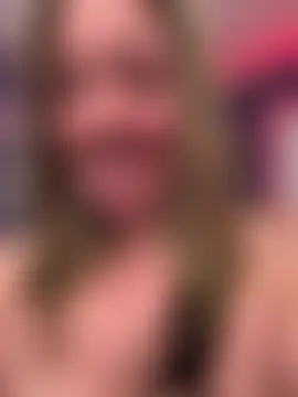 MiraKisss' Webcam Show