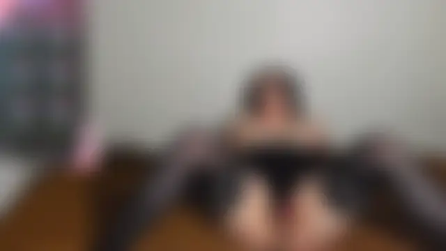 Tinasun4's Live XXX Chat