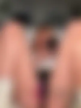 ObviouslyPeachy's Live XXX Chat