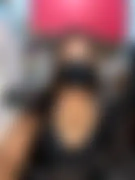 hoty_girlea Show in webcam