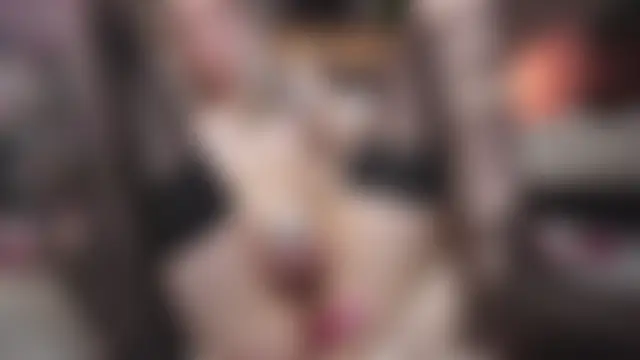 yourprettykate: διαδικτυακό σόου στην κάμερα