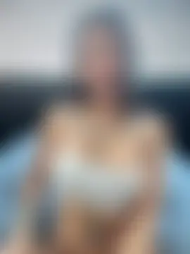 Živá chatovací místnost Sasha-Bloom