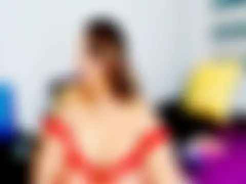 Sassy_Tassy Adlı Modelin Canlı XXX Sohbeti