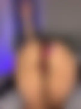 ห้องแชทสดของ MiilaBlake