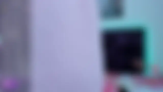 Sasha_Leonn élő chatszobája