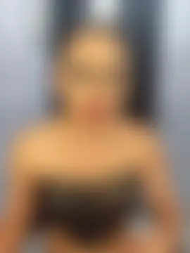 Victorias_DomWorld Show Webcam